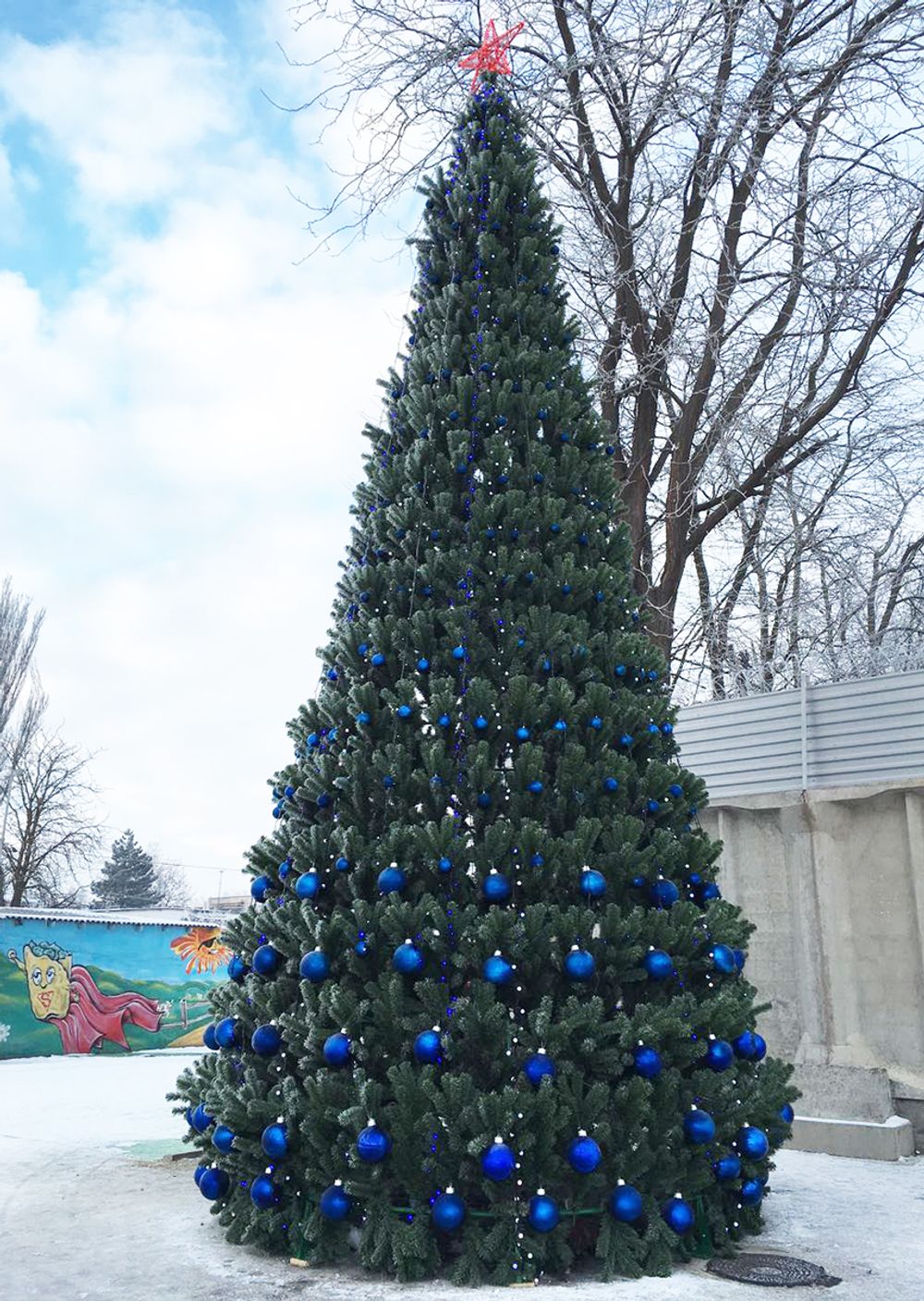 Уличная елка каркасная "Уральская" (пвх) 22 м