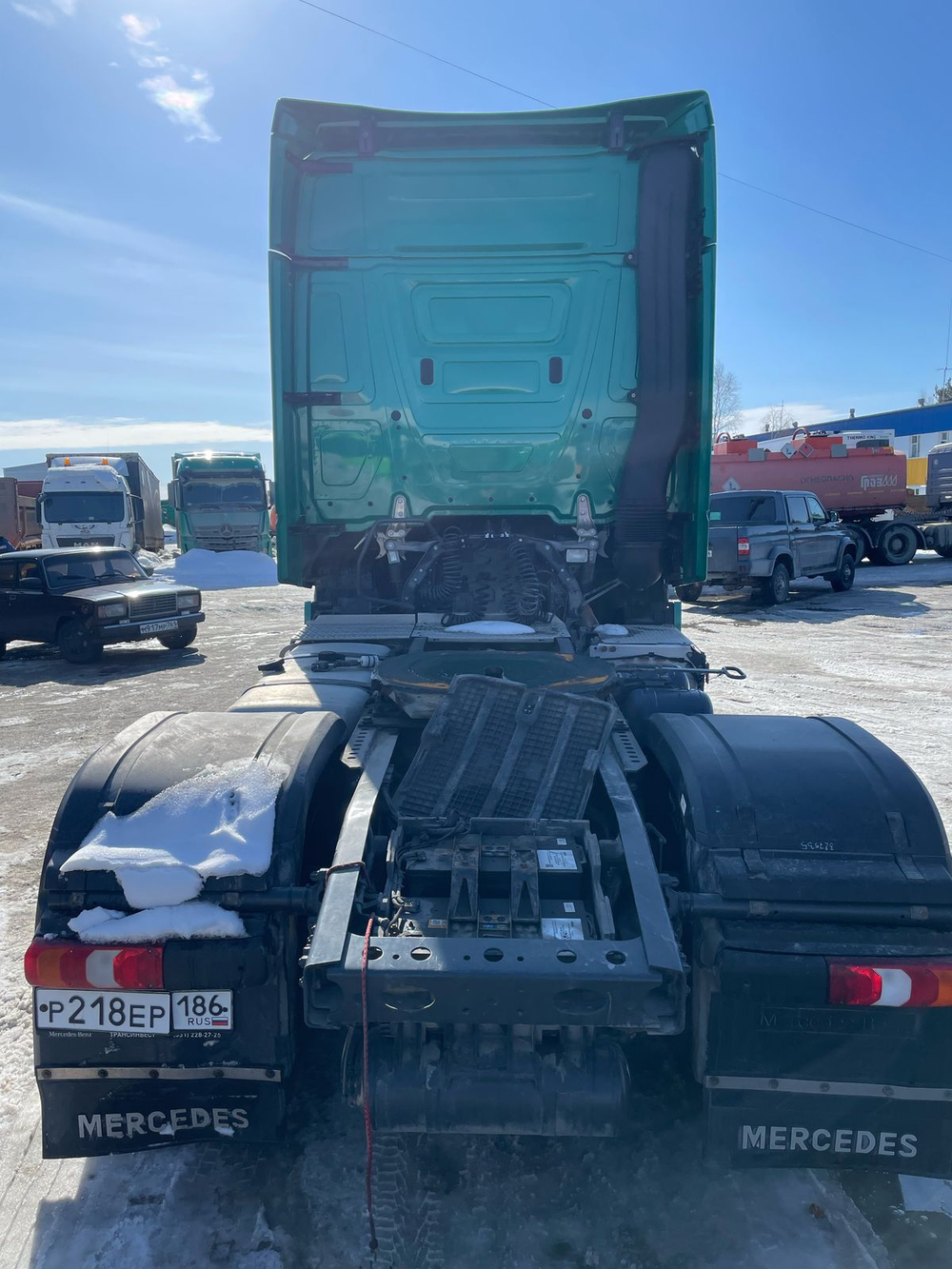 Mercedes-Benz ACTROS 4x2 Седельный тягач 1842 LS (Дизельный, 12,9 л, 422 л.с., АТ)