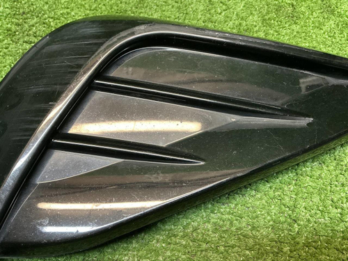 Решетка переднего бампера правая VW Tiguan 2 20-нв