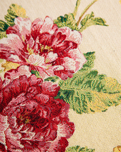 Скатерть-наперон 100х100см Mix&Match Home Королевский пион бежевая