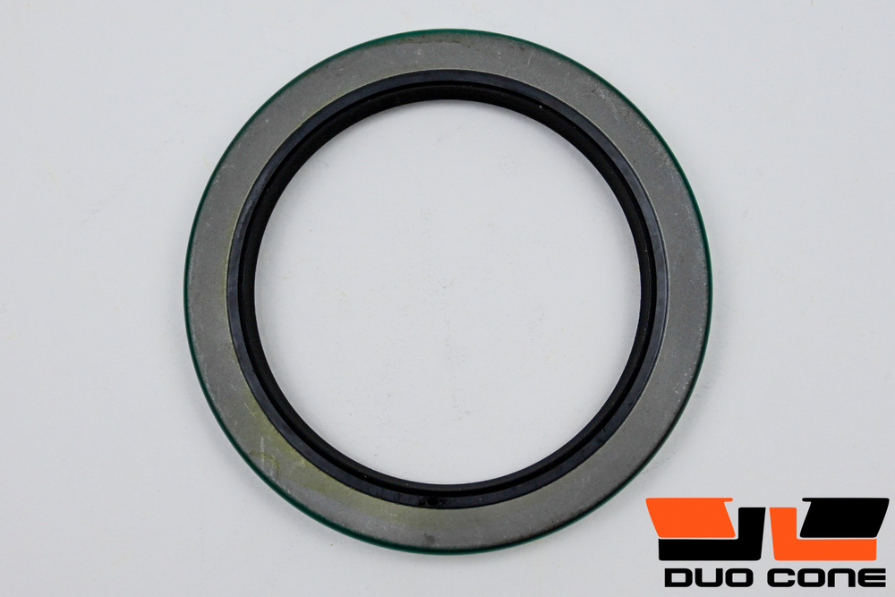 Армированная манжета (Сальник) John Deere Oil Seal RE576867
