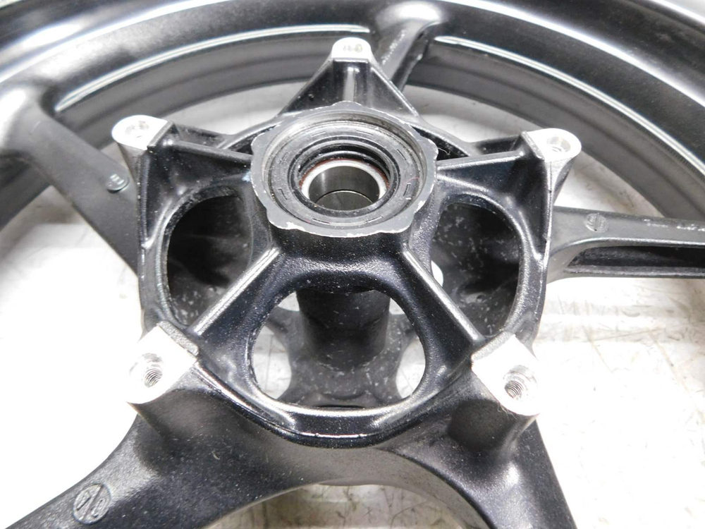 Колесо переднее Yamaha YZF-R1 RN13 04-06