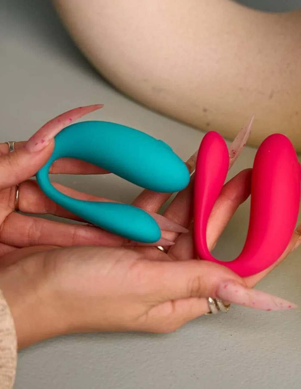 Вибромассажер для пар TWIN с управлением через приложение бирюзовый