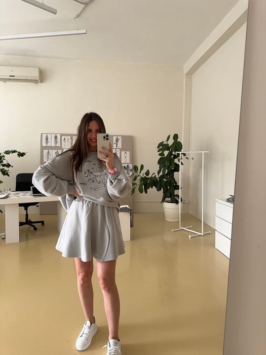 СВИТШОТ РЕНА ДЫМЧАТЫЙ ВОЛК ЩЕЛК