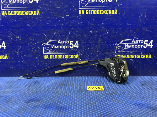 Замок двери задней левой MITSUBISHI COLT 2003