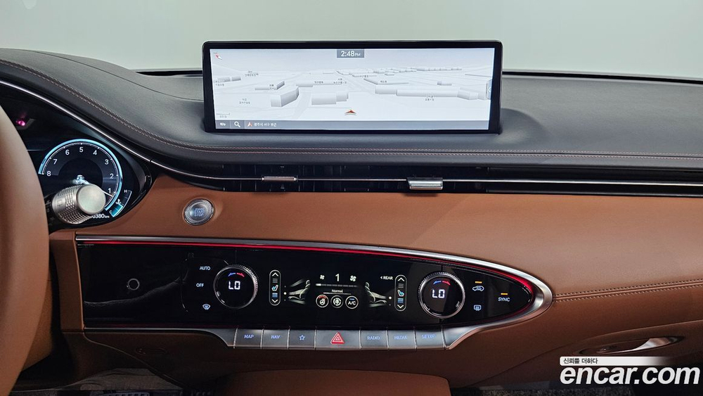 Genesis GV70 2.5T Бензин AWD (01.2021)