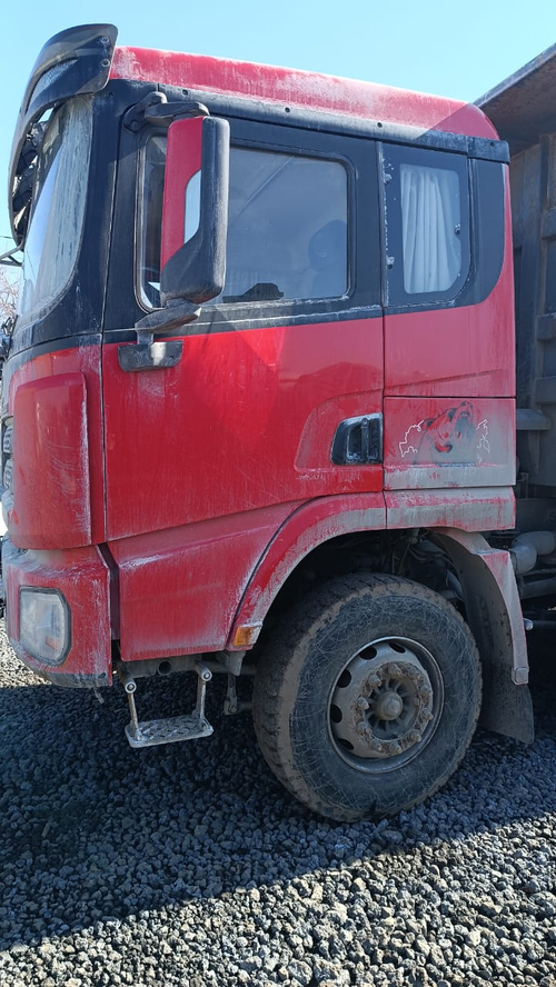 Shacman (Shaanxi) SX* 8x4 Самосвал SX33186V366 (Дизельный, 11,6 л, 423 л.с., МТ)