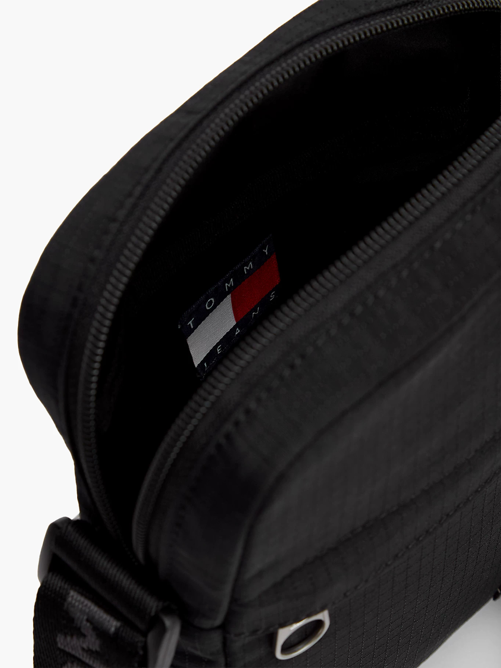 Сумка TOMMY JEANS TJM ESS DAILY RIPSTOP REPORTER
