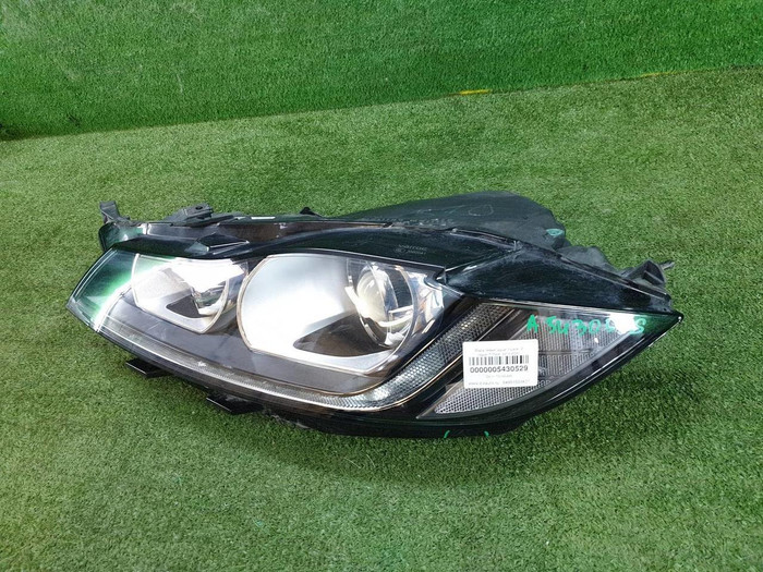 Фара левая Jaguar F-PACE (2016-2020) ксенон