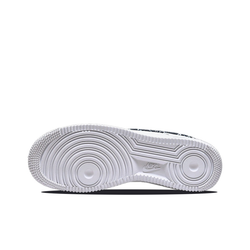 Женские кроссовки Nike Air Force 1 Low '07 Essential 'Black Paisley' DH4406‑101