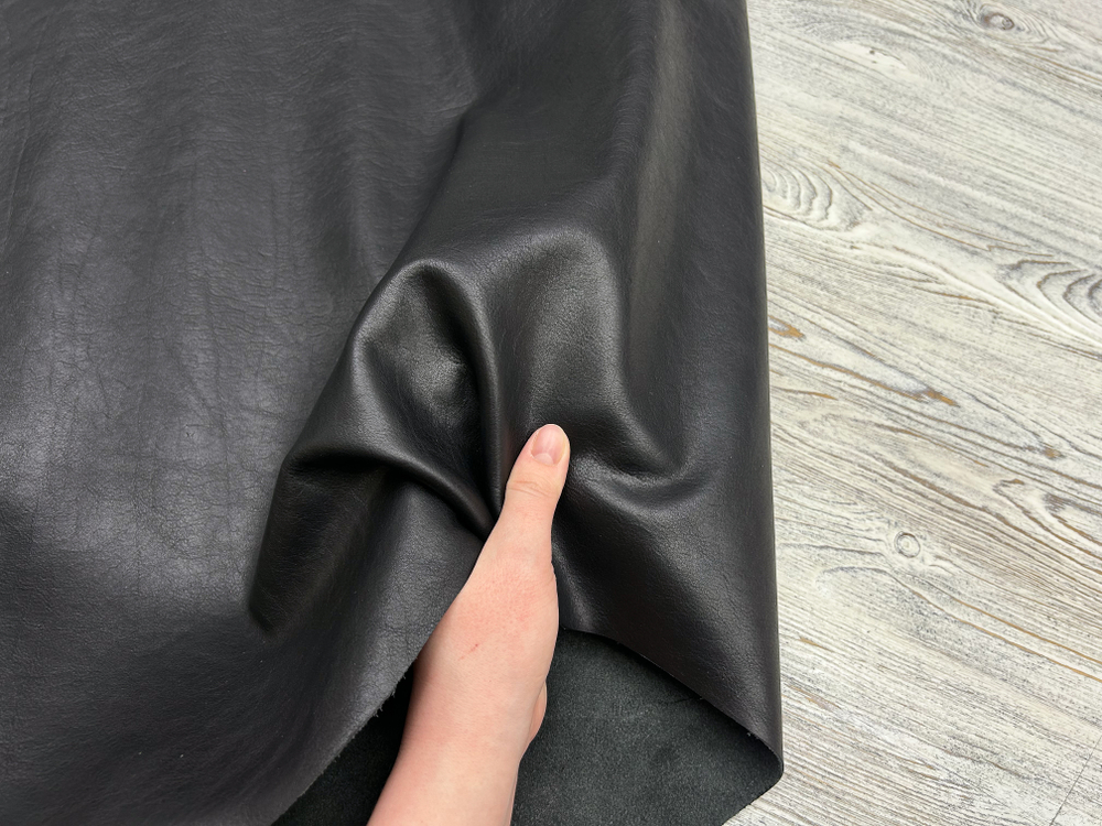 Буфало цв. Черный / Buffalo Vintage Nero, толщ. 1,4-1,6 мм, натуральная кожа