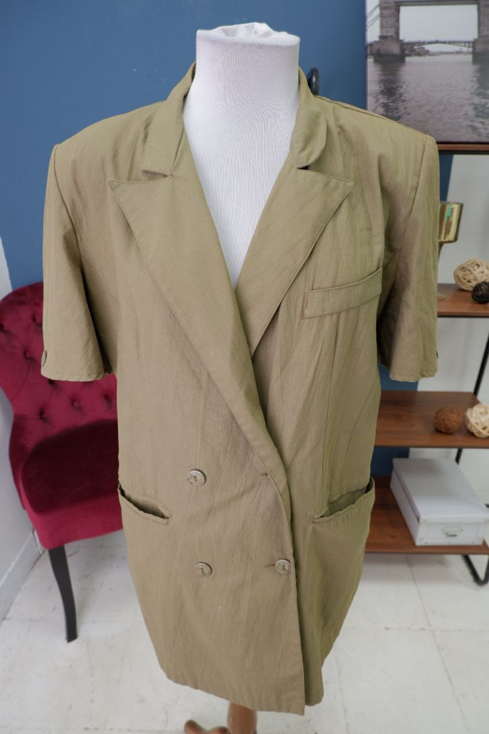 Жакет практичный 38 размер