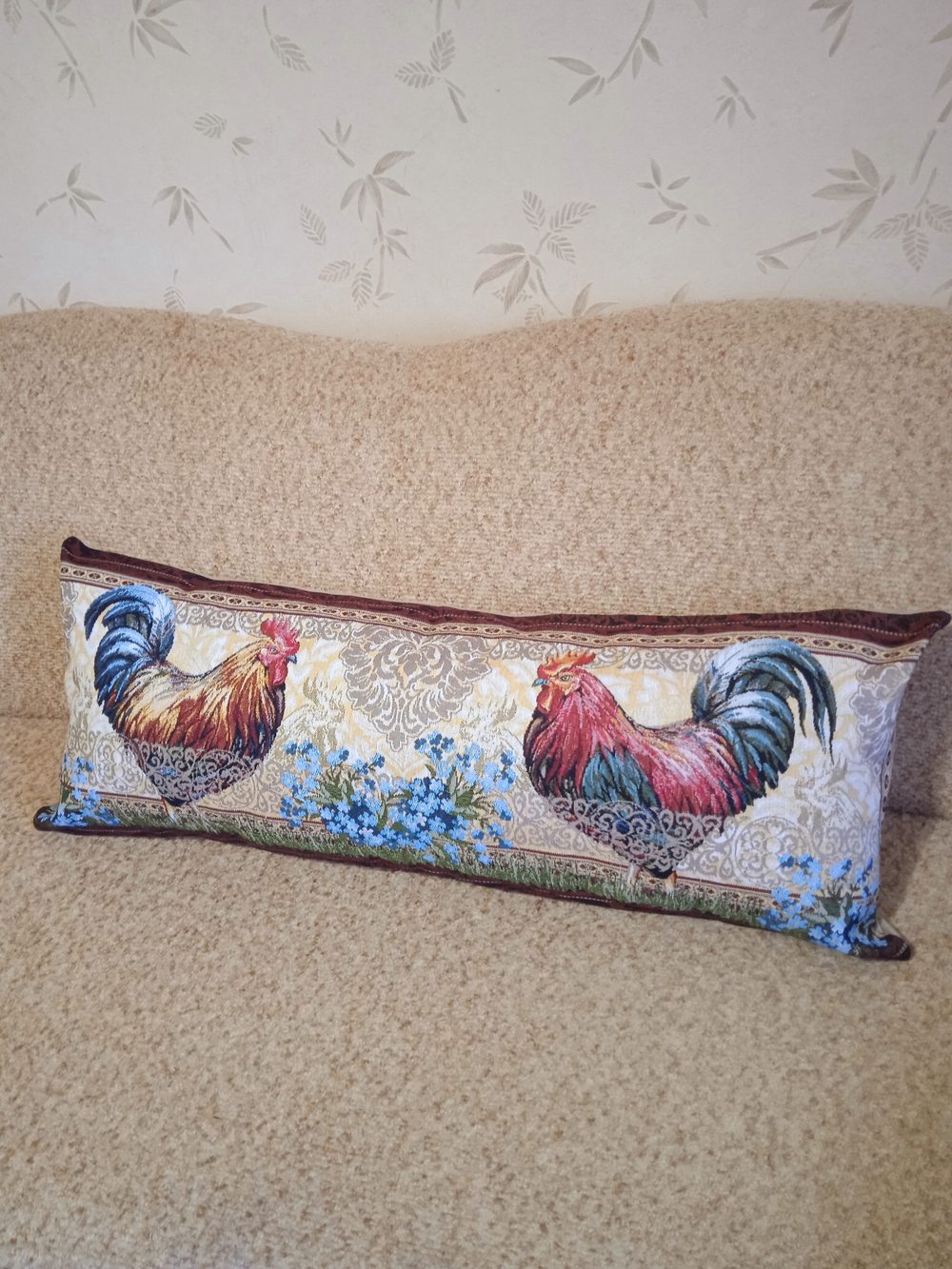 Декоративный гобеленовый чехол Петухи 34х87