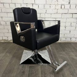 photo_5339382379384519772_y