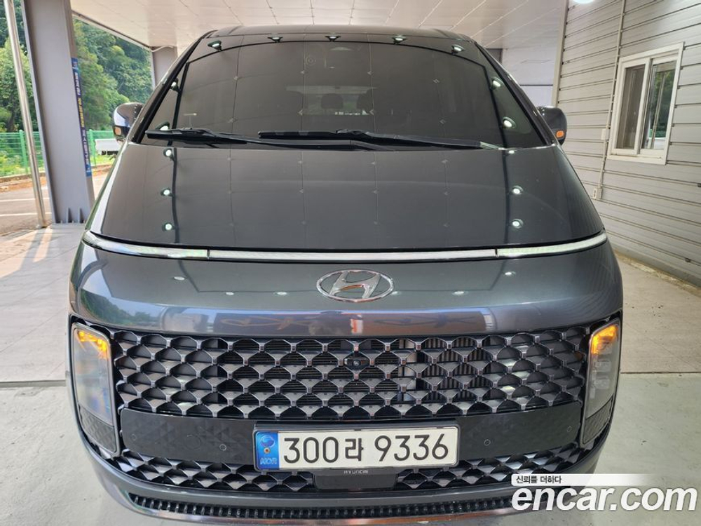 Hyundai Staria Lounge 7-и местный (09.2021)