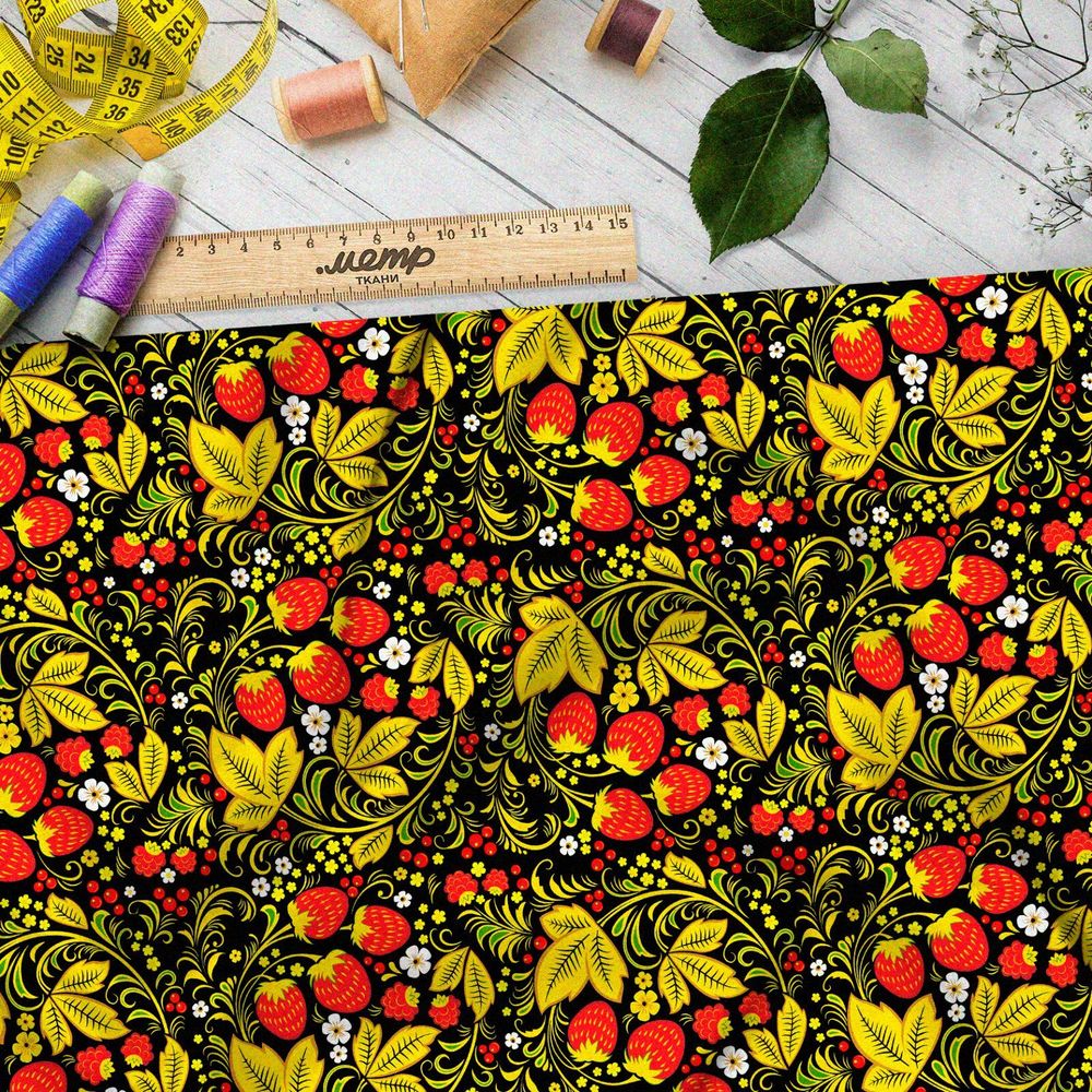 Ткань барби золотая хохлома с земляникой