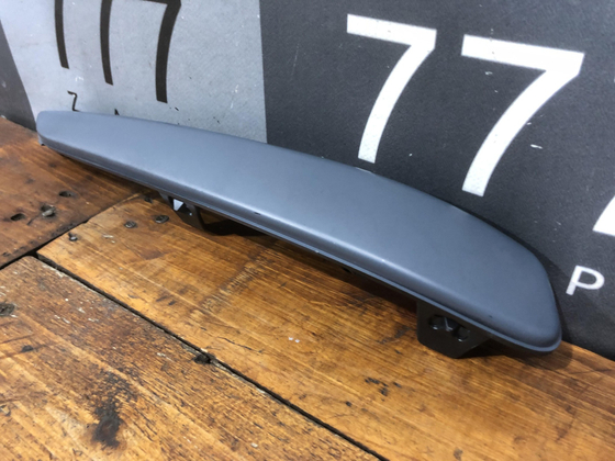 Накладка переднего бампера правая Opel Astra H 04-14 Новое Оригинал 13121996