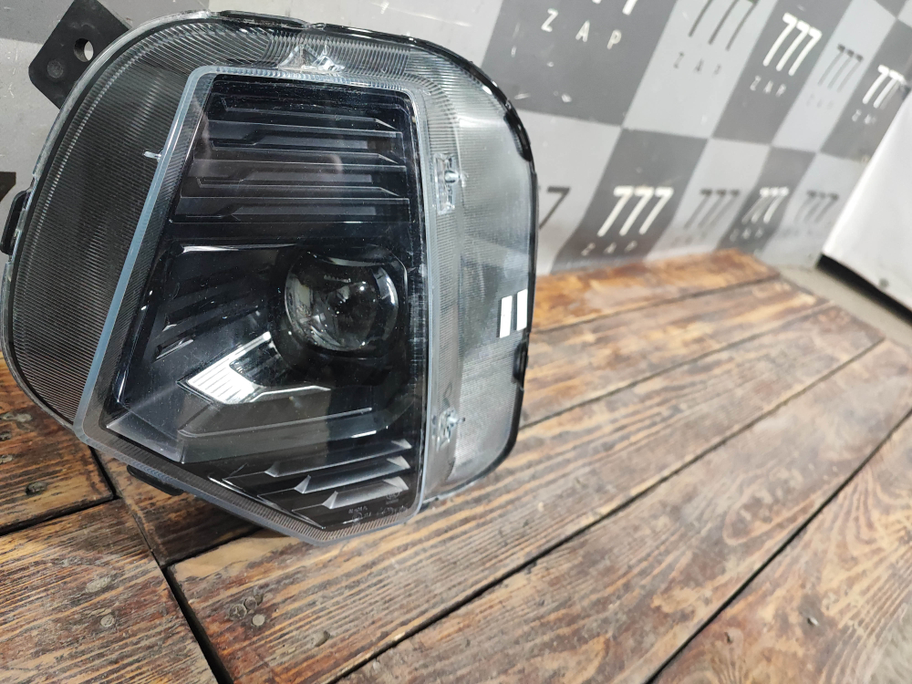 Фара левая LED Changan CS35 Plus 21-нв Б/У Оригинал S111F2805010500AA