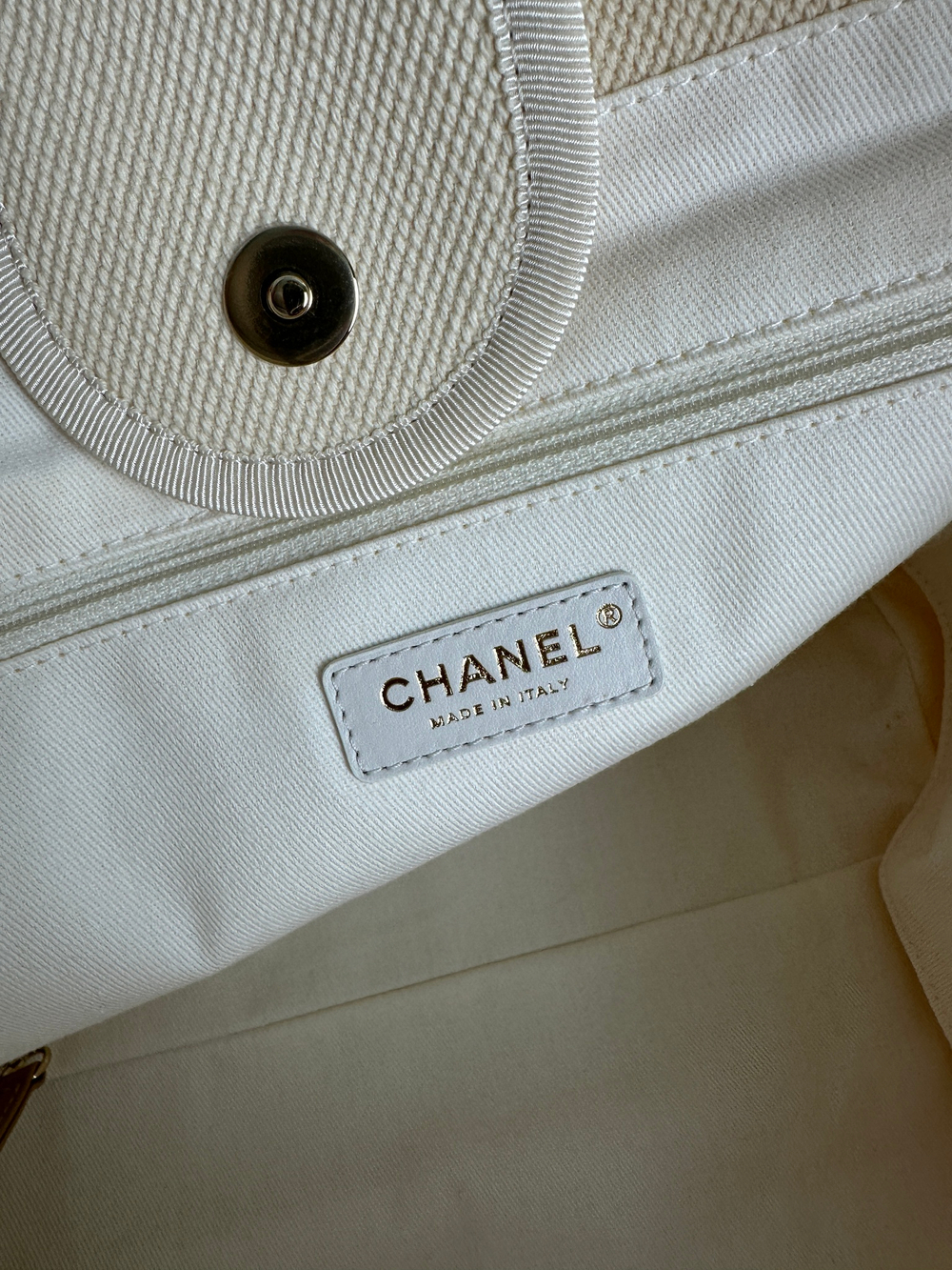 Сумка Chanel Deauville bag