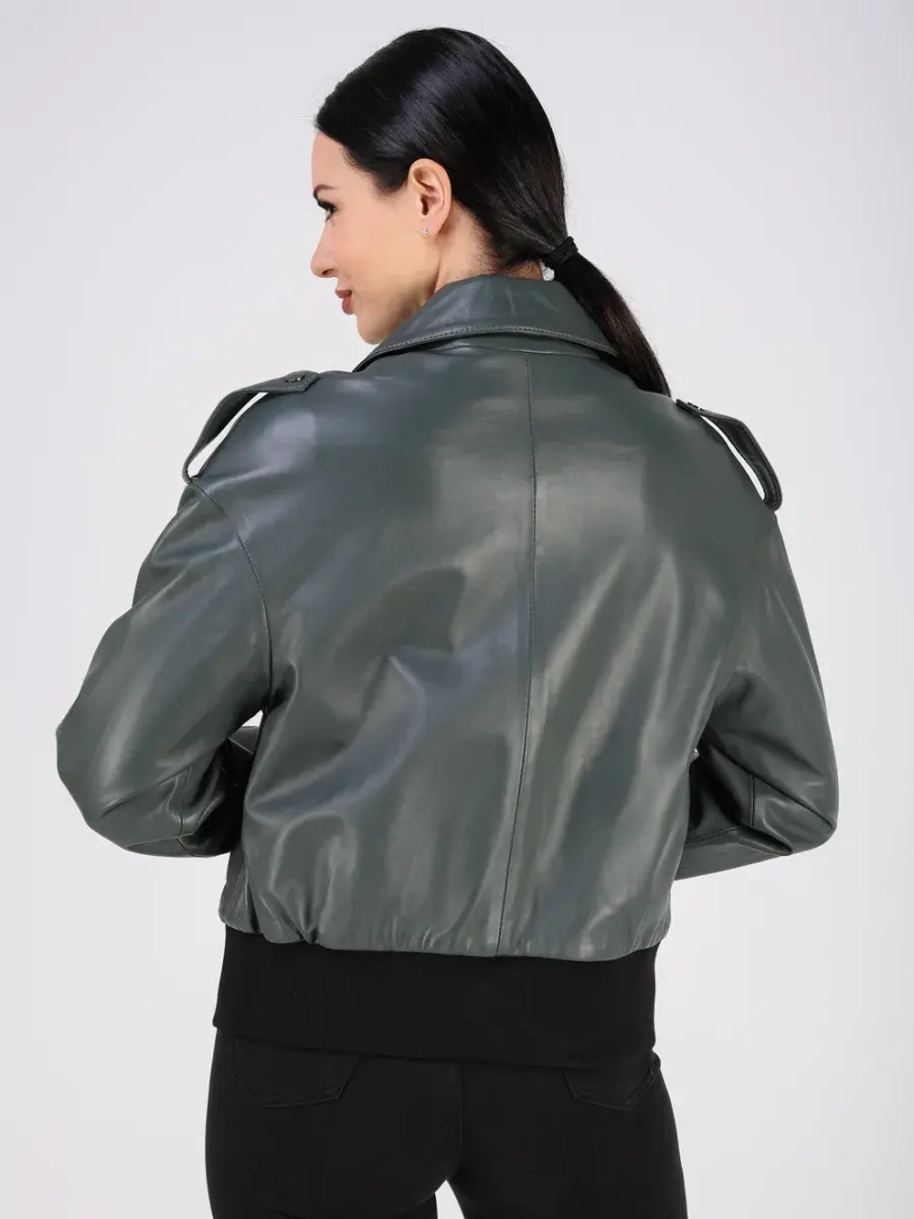 Кожаная куртка демисезонная