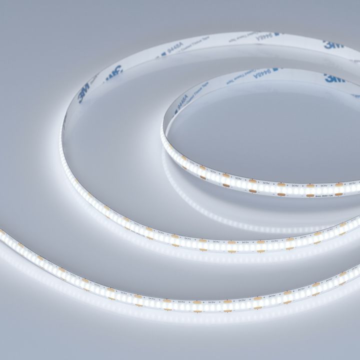 Светодиодная лента Arlight 5W/m 360 LED/m CSPSMD холодный белый 5М COB-X360-8mm 5V 039737