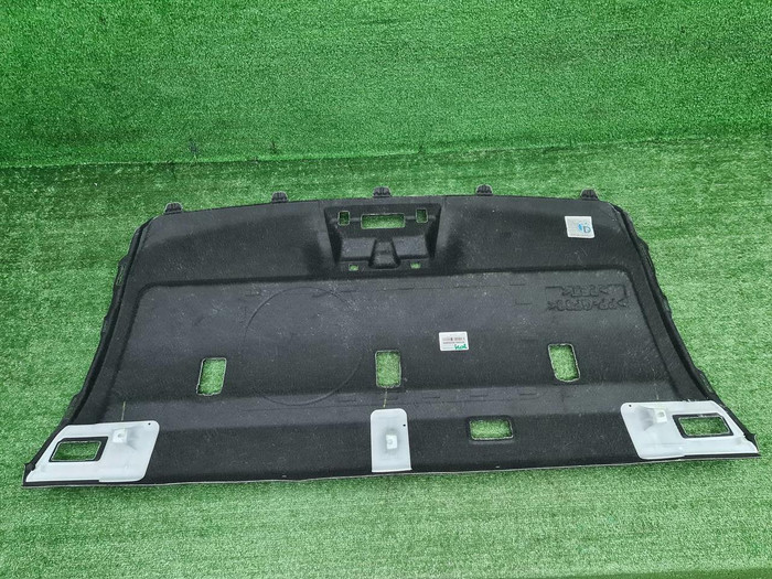 Полка салона Toyota Camry xv70 (2017-2021)