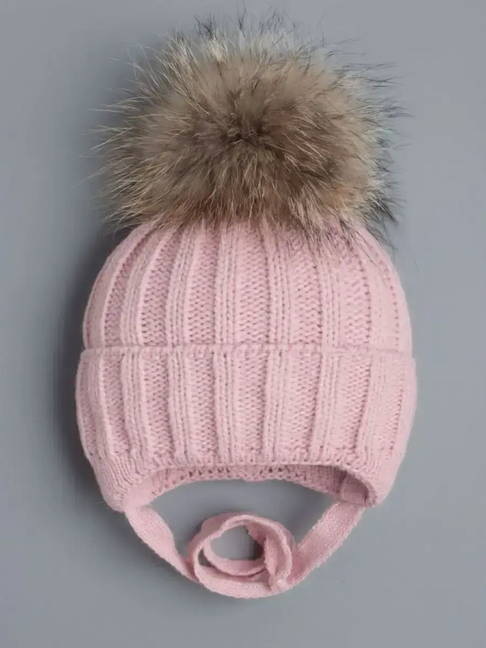 Шапка для девочки зимняя на завязках с помпоном