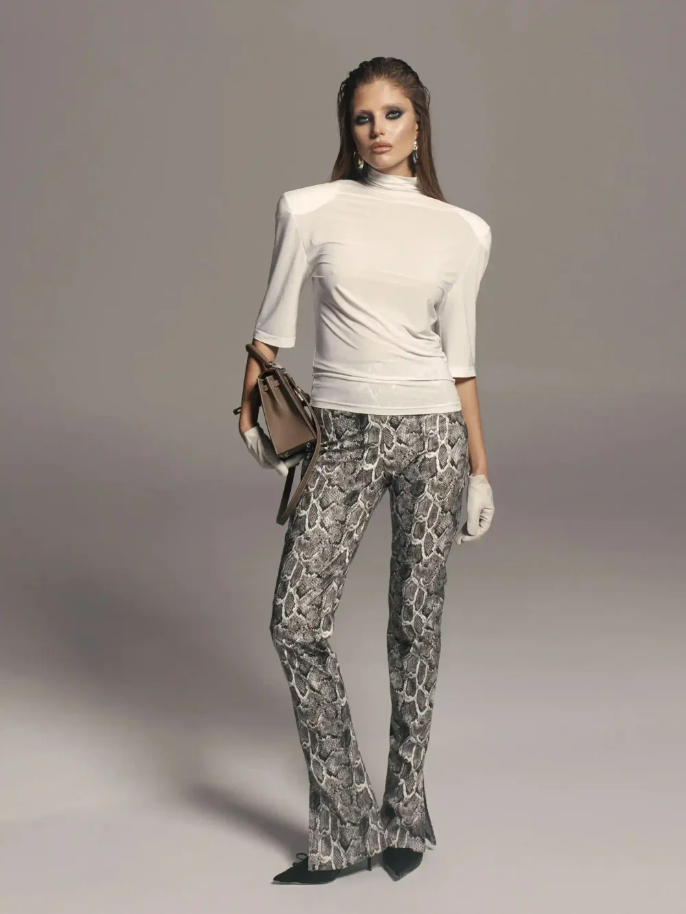 Брюки с разрезами из экокожи, Серый