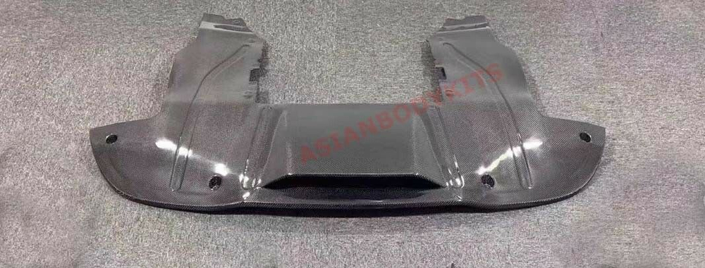 Карбоновый диффузор заднего бампера на замену для McLaren 720S 2017-2023 МакЛарен тюнинг