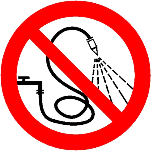 Р17 "Запрещается разбрызгивать воду"