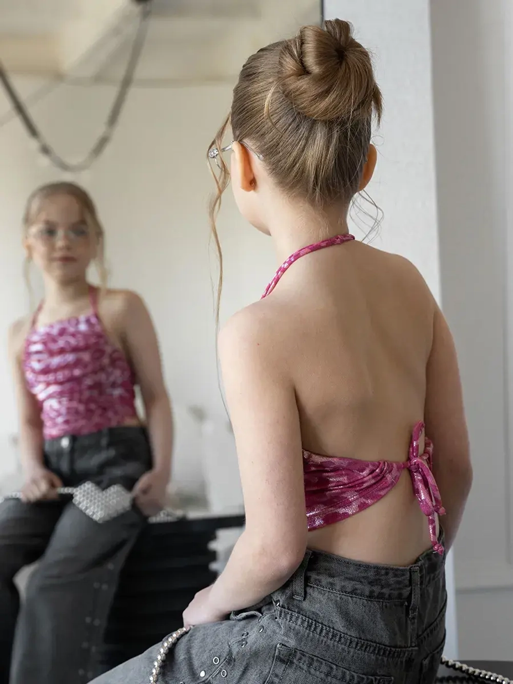 Летний топ для девочки на завязках