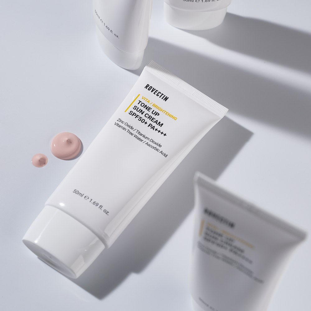 Rovectin Витаминный тонирующий солнцезащитный крем SPF50+ PA++++-Rovectin Vita Tone Up Sun Cream SPF50+ PA++++ ,50 мл