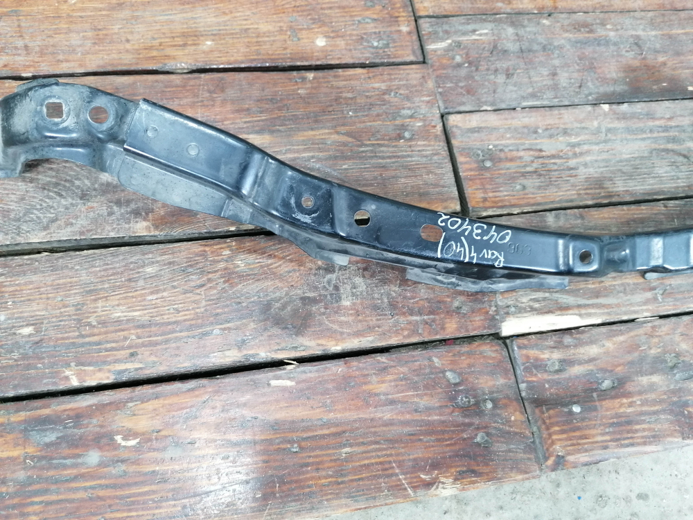 Усилитель переднего бампера Toyota RAV4 IV (XA40) 15-19 Б/У Оригинал 5202942110