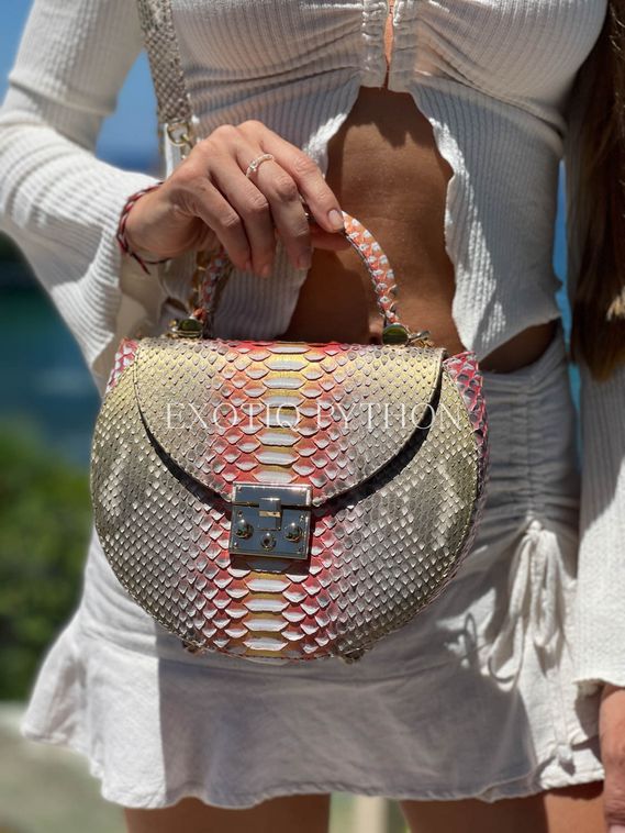 Сумка из питона нежно-розовая с золотым напылением BG-485