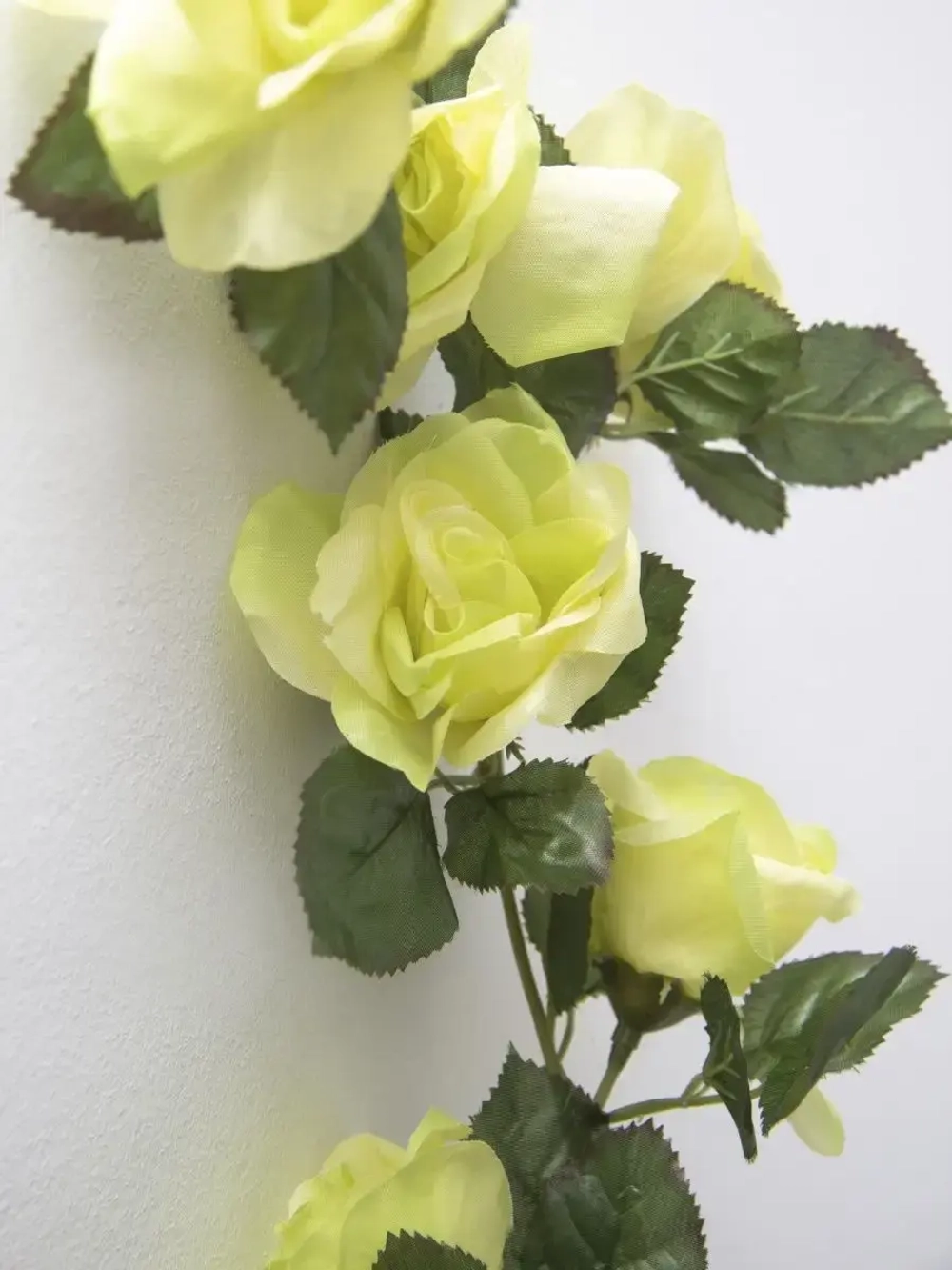 Лиана искусственная для декора 220 см