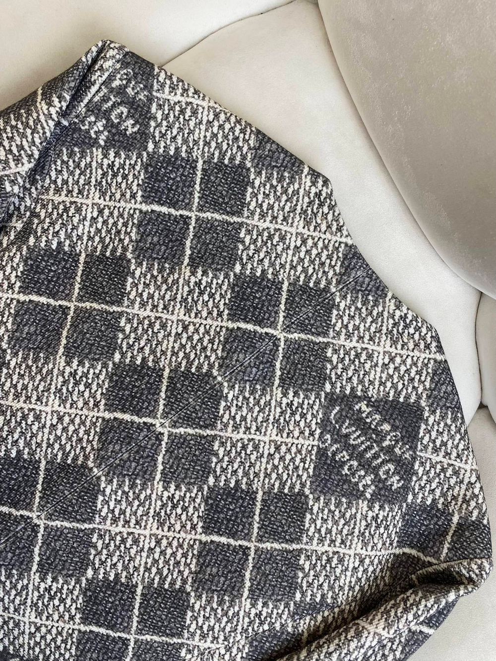 Louis Vuitton Sweatshirt