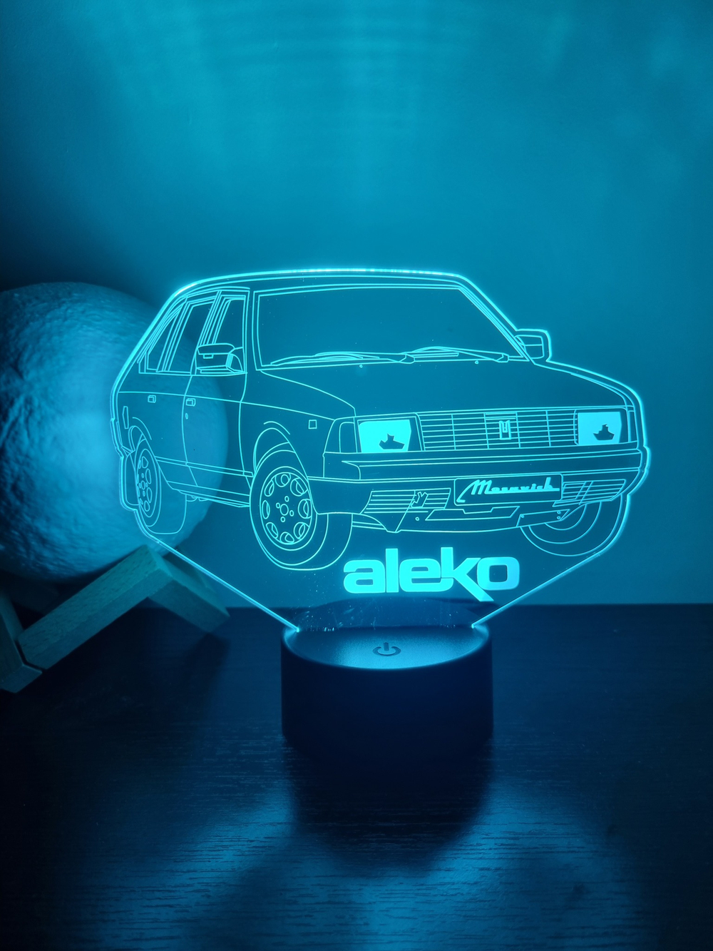 Светильник "Автомобиль - Москвич "