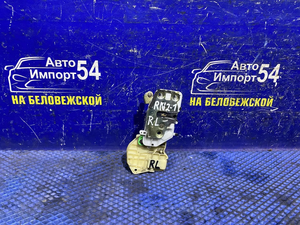 Замок двери задней левой Honda STREAM 2001