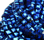 БВЛ006НН4 Хрустальные бусины квадратные, синий металлик, размер 4 мм, кол-во: 44-45 шт.