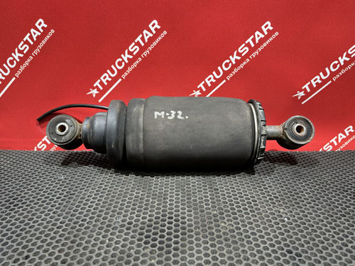 Подушка кабины передняя