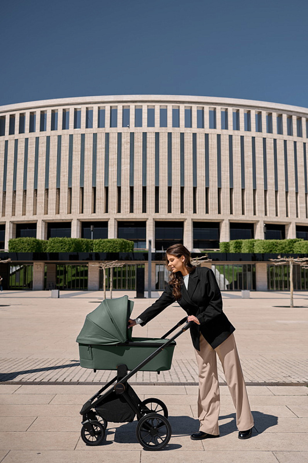 Детская коляска Peppy Monaco 2 в 1 Black (черный), рама черная матовая