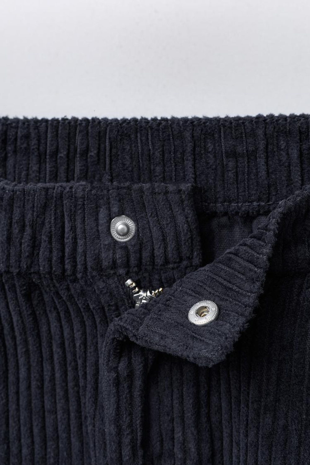 ZARA ВЕЛЬВЕТОВЫЕ БРЮКИ BAGGY, МОРСКОЙ СИНИЙ