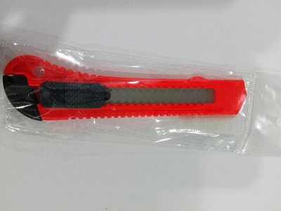 Нож технический Park, 18 мм, выдвижное лезвие, пластиковая рукоятка