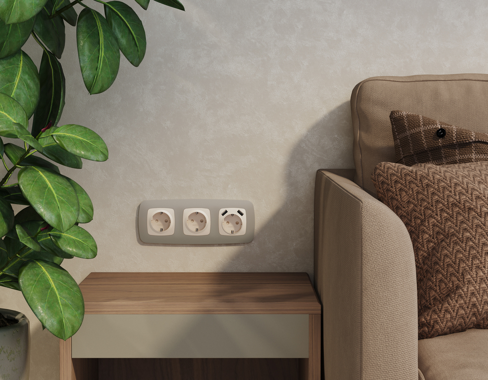 MO329010 Комплект механизма электрической розетки OMEGA Бежевый матовый 2USB A+A 18W (быстрая зарядка) с/з QUANT (OP3290, VM155)