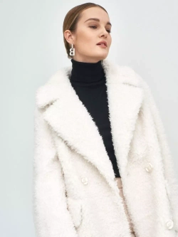 Шуба из шерсти мериноса чебурашка, белая, SilverFox