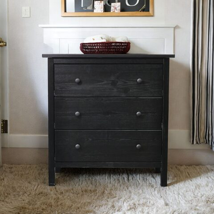 Комод деревянный для вещей и игрушек Хемнэс с органайзером черный с металлическими ручками, массив сосны