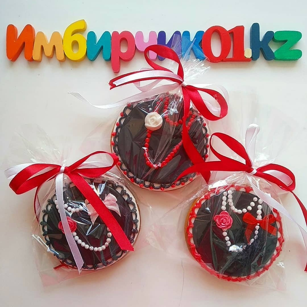 Имбирный пряник Шанель