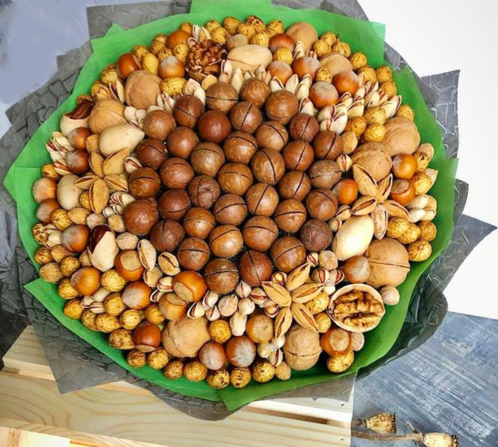 Ореховый букет