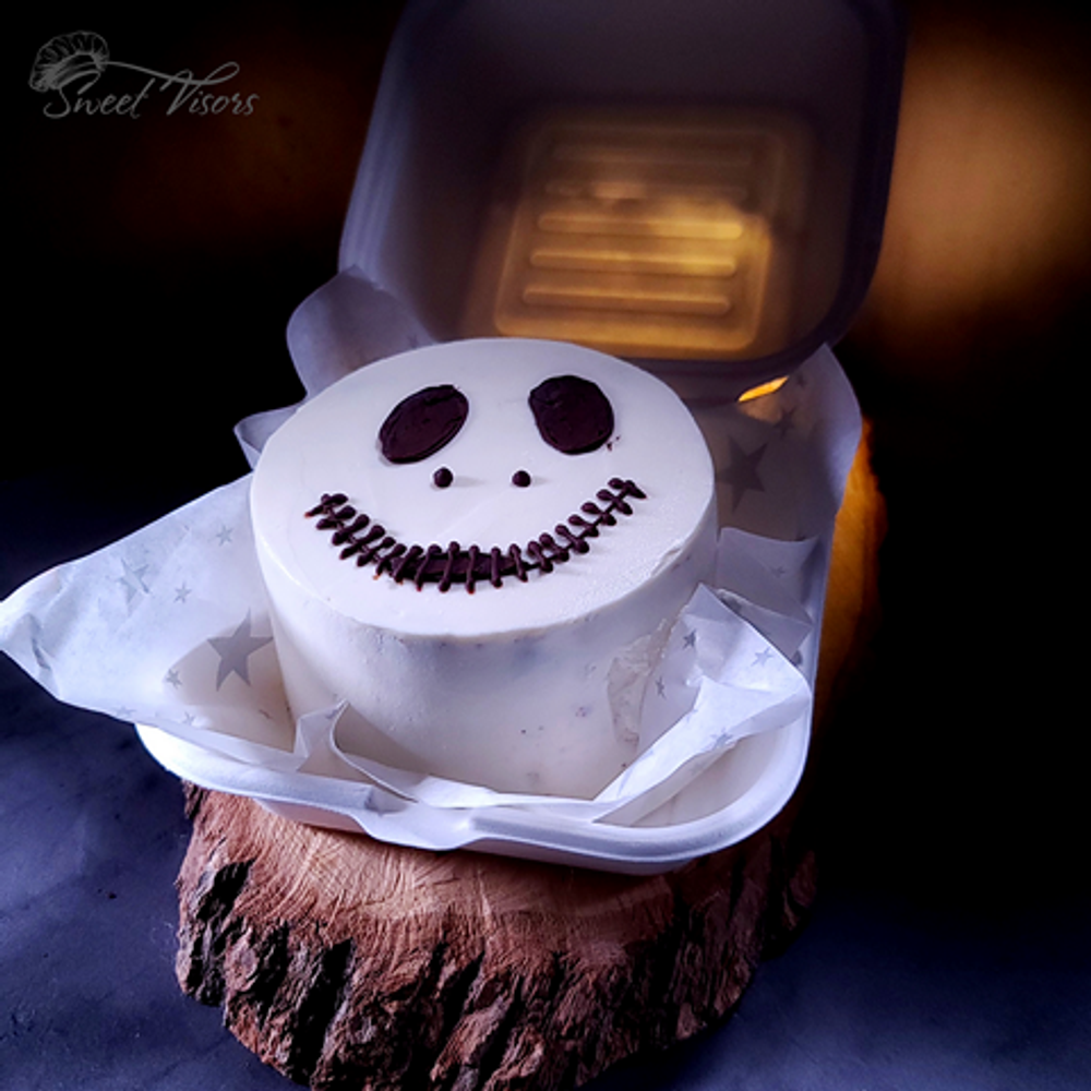 Бенто торт на Хэллоуин кондитерская Sweet Visors Сладкие Козырьки. Кондитер Светлана Дегтерева. Торты ручной работы на заказ в СПБ. Мы создаем сладкие истории на любой вкус