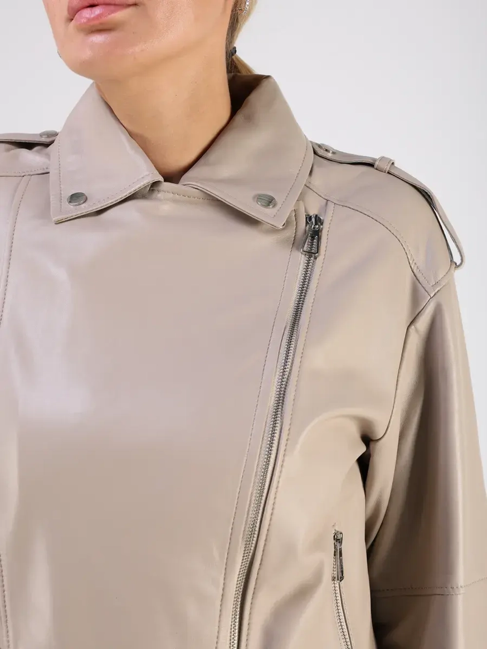 Кожаная куртка демисезонная косуха оверсайз